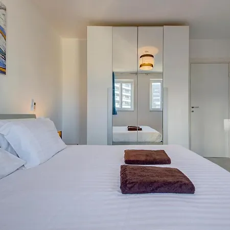 Beautiful 2bdr 2bth In Sliema With Sea Views Apartment