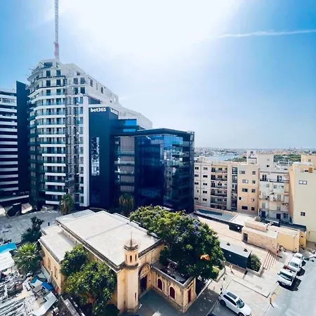 Beautiful 2bdr 2bth In Sliema With Sea Views Daire